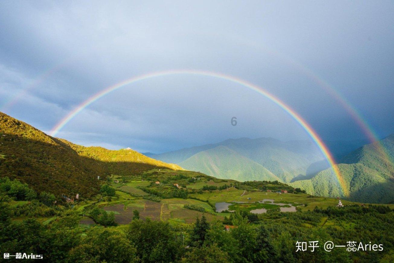 有没有类似附件这种图，跪求！因为要去做纹身我觉得特别有意义！